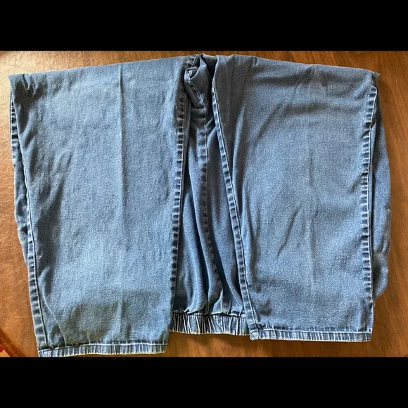 Roaman’s 32WP Fully Elastic Pull On Light Weight Denim Jeans - Picture 12 of 15